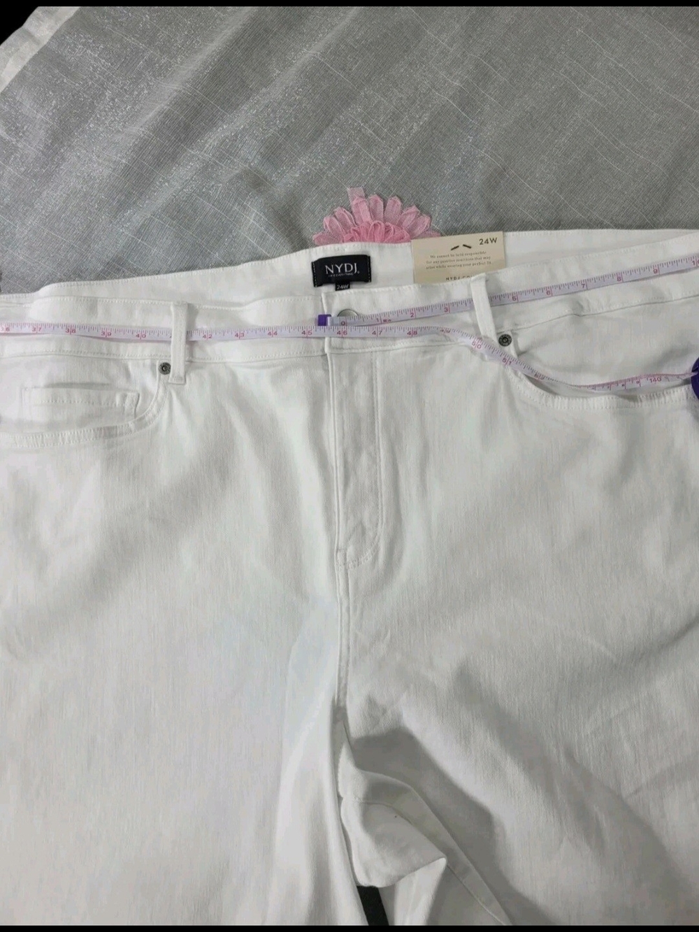 Nydj Women's Shorts Plus Size 24W Ella Side Slits Optic White Stretch New 20 - Picture 10 of 10